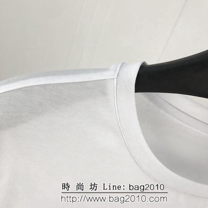 PRADA普拉達 19早春 外星人字母短袖 數碼直噴工藝 絲光棉面料 男女同款 ydi2129